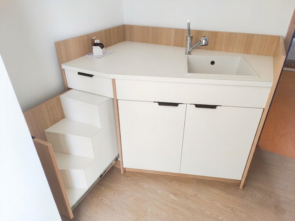 Atelier Godefroy - Mobilier de crèche avec rangement